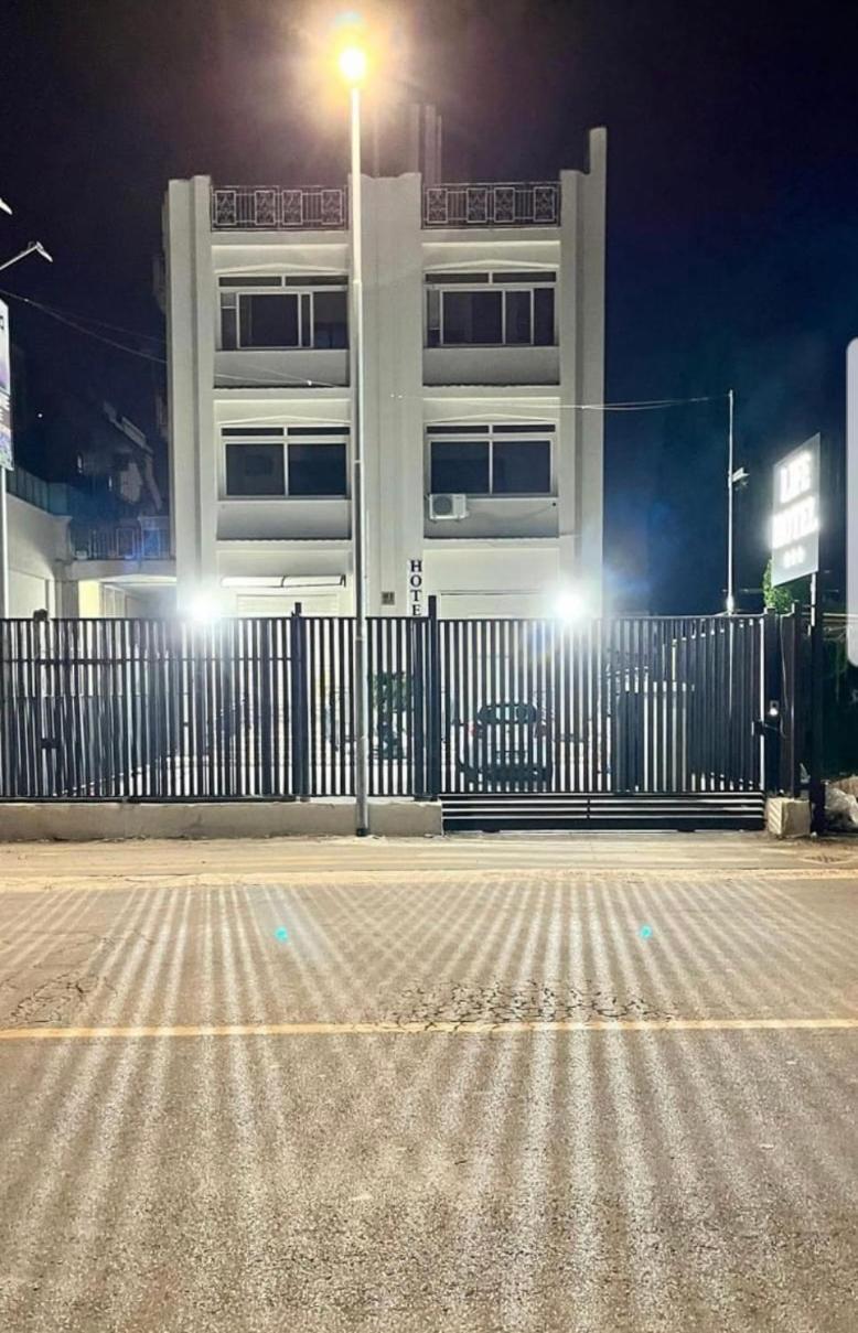 Life Hotel 卡萨尔诺沃-迪拿波里 外观 照片