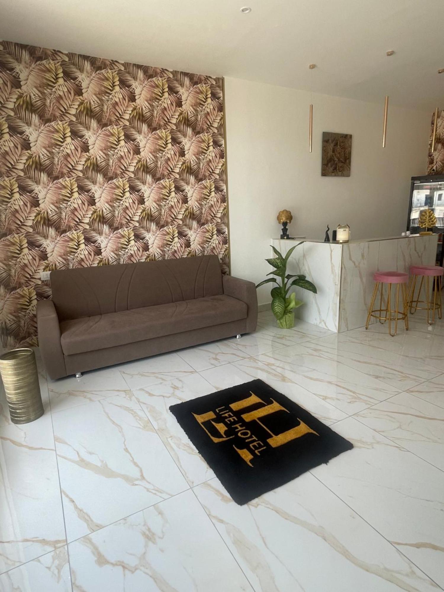 Life Hotel 卡萨尔诺沃-迪拿波里 外观 照片